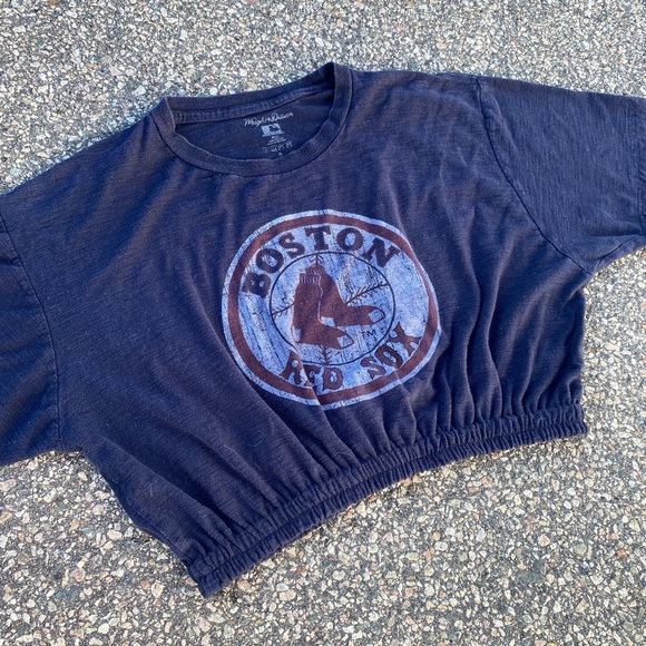 Red Sox Crop Top - Picture 2 of 3